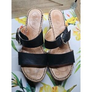 Born Zee Sz 8 Black Leather Strap Cork Wedges Sandals B96503  Chunky Buckle #463